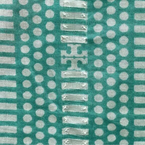 Tory Burch Green & White Sequin Stephanie Tunic. Size 6. Excellent Condition. - Picture 6 of 8